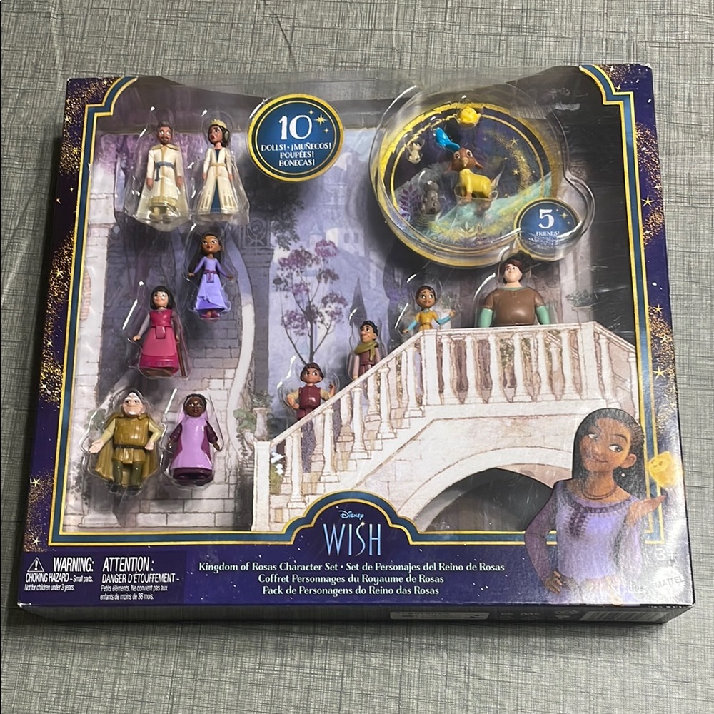 Disney Wish Kingdom of Rosas Character Set